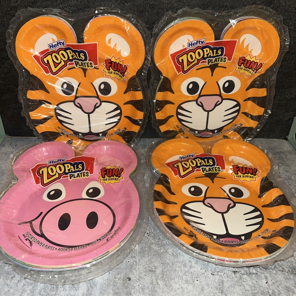 4 Packs 60 Plates Hefty Zoo Pals Party Edition Paper Plates 2023 BRAND NEW -